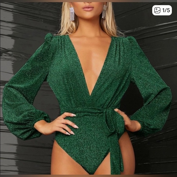 SHEIN Tops - SHEIN Elegant Shimmer bodysuit in green